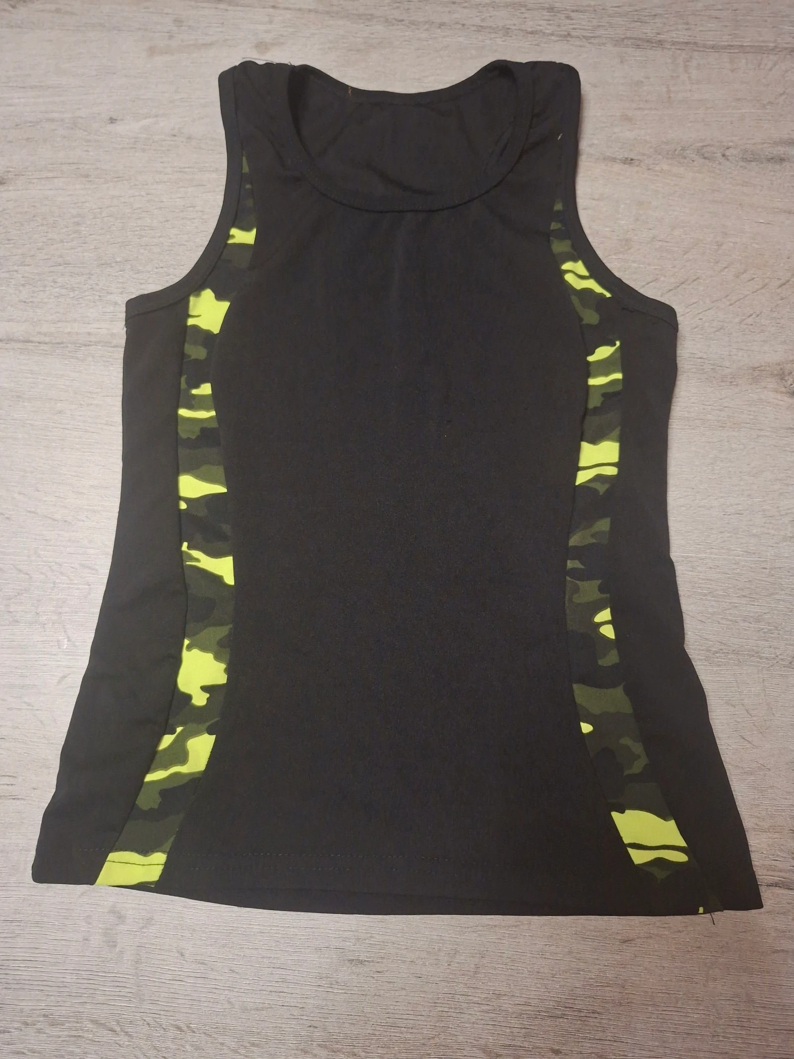 🌷F2-03🌷2-Piece Sports Set – Camouflage Tank Top & Leggings – Size S/M 🌷 – photo 2